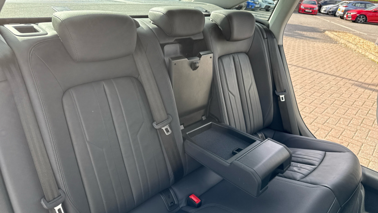 Audi A6 40 TFSI Sport 4dr S Tronic Petrol Saloon